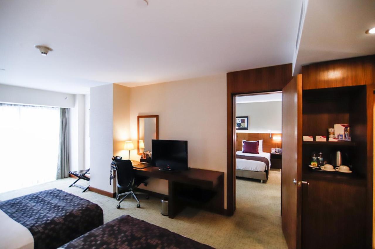 Hotel Crowne Plaza Istanbul Harbiye By Ihg Esterno foto Suite